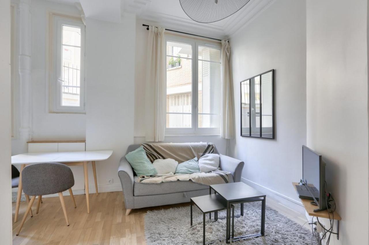 Apartament Charming Studio - Paris 18Th District Zewnętrze zdjęcie